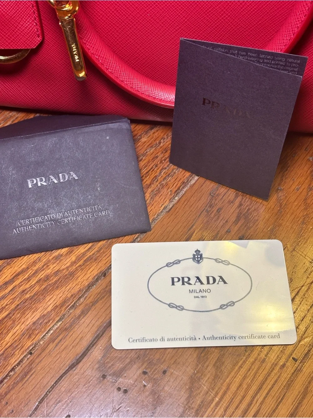 Prada gorgeous bn1801